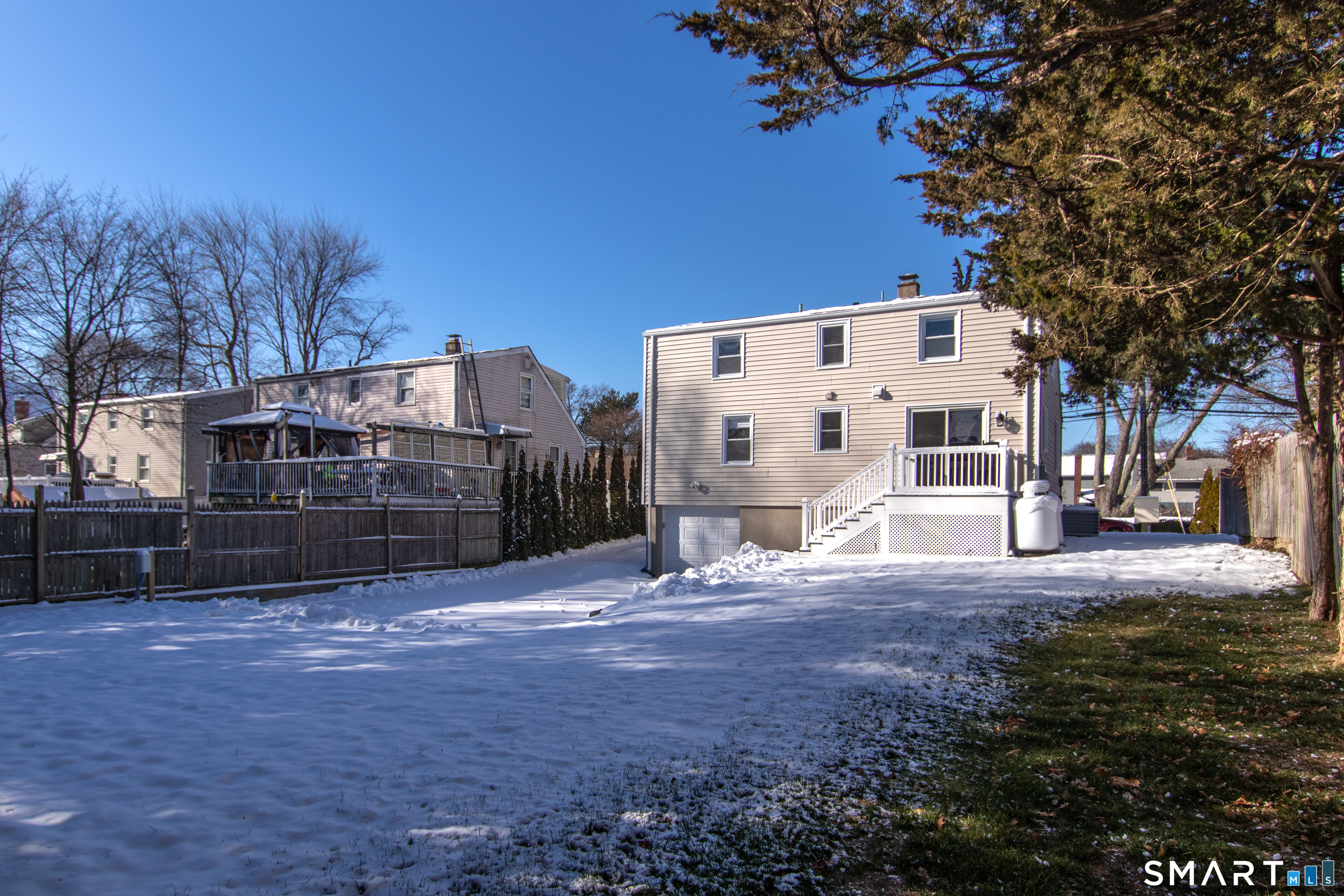 26 Chelene Road Norwalk, CT 06851 - Photo 2 of 33