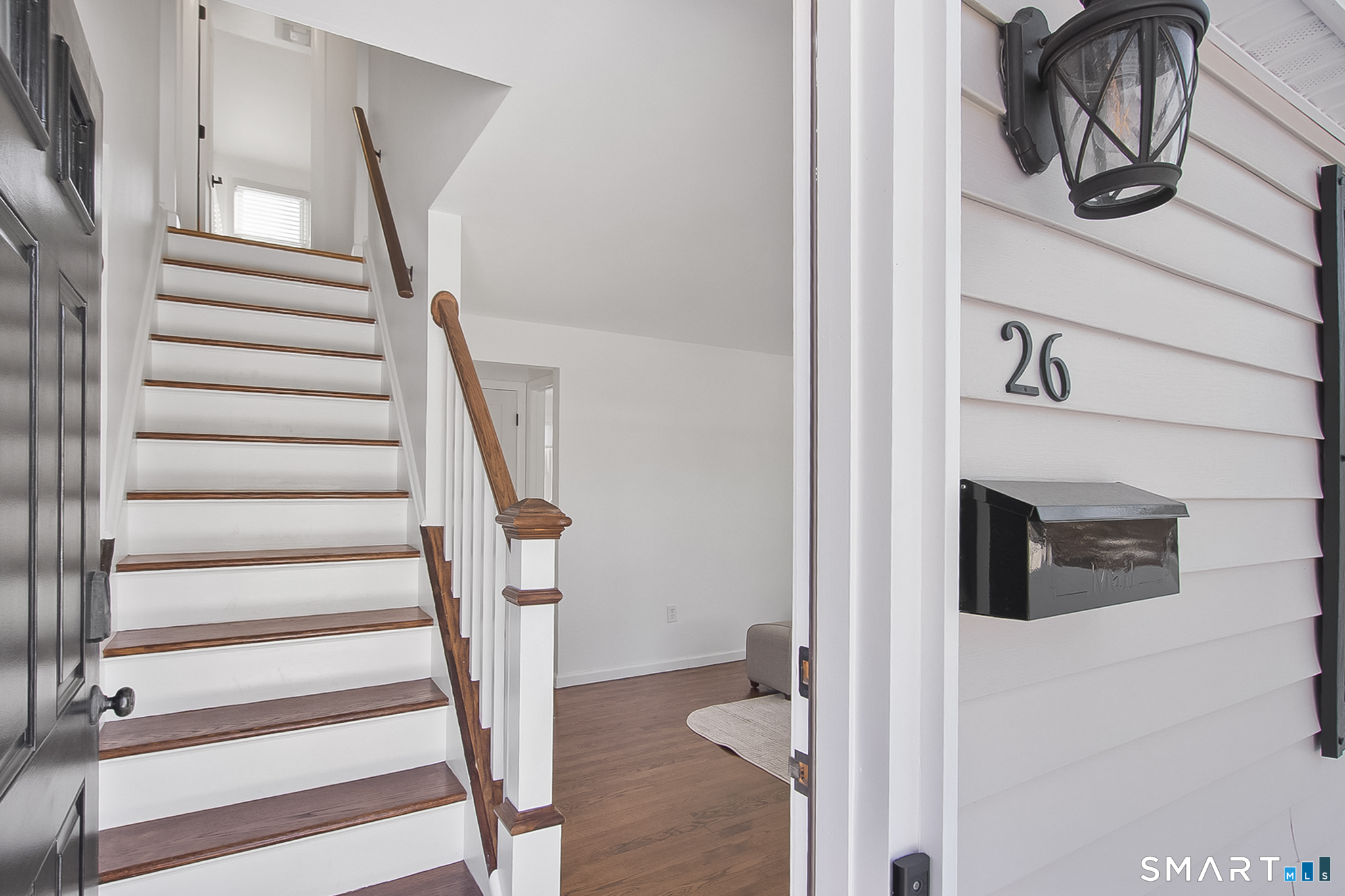 26 Chelene Road Norwalk, CT 06851 - Photo 4 of 33