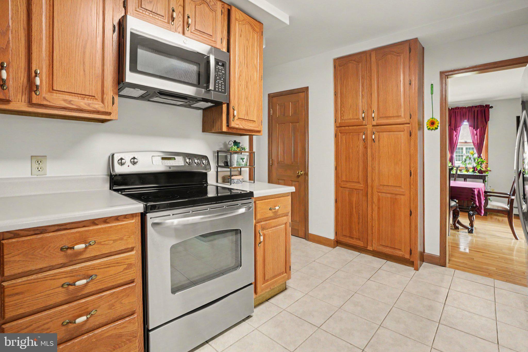 924 West Trindle Road Mechanicsburg, PA 17050 - Photo 14 of 68