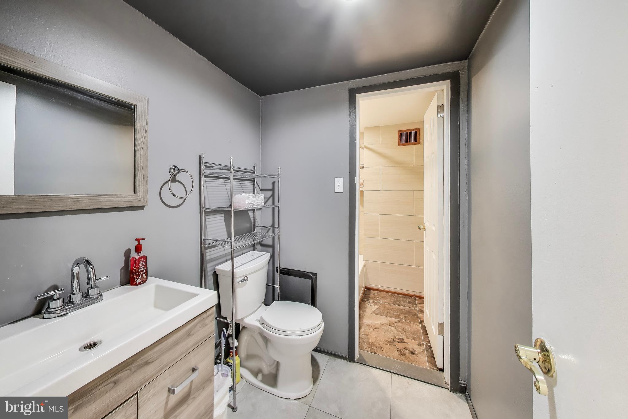 1836 Metzerott Road, Unit 1826 Adelphi, MD 20783 - Photo 16 of 33 Gallery Image 16