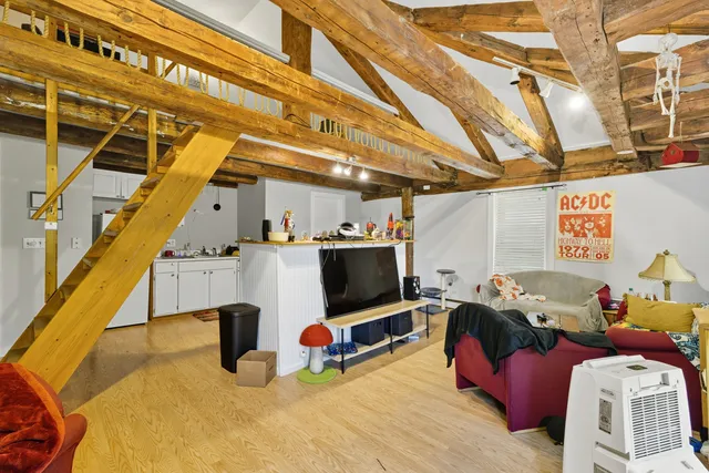 $699,900 | 10 Portland Street, South Berwick, ME 03908