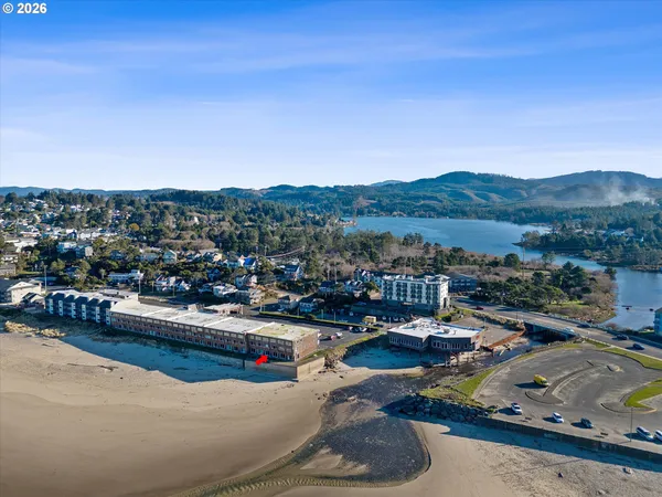 $215,000 | 145 Northwest Inlet Avenue, Unit 126, Lincoln City, OR 97367