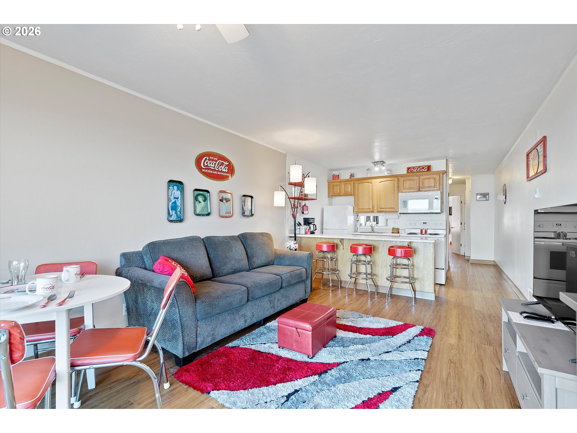 145 Northwest Inlet Avenue Lincoln City, OR 97367 - Photo 4 of 39