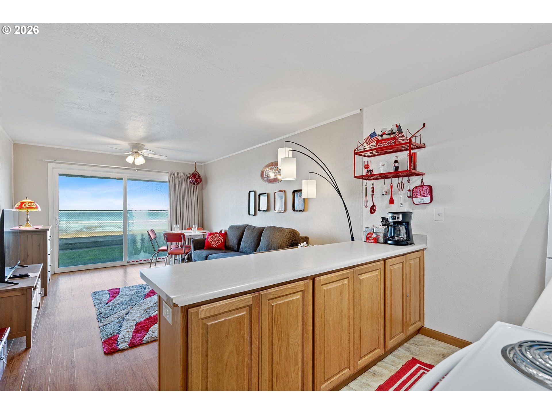 145 Northwest Inlet Avenue Lincoln City, OR 97367 - Photo 9 of 39