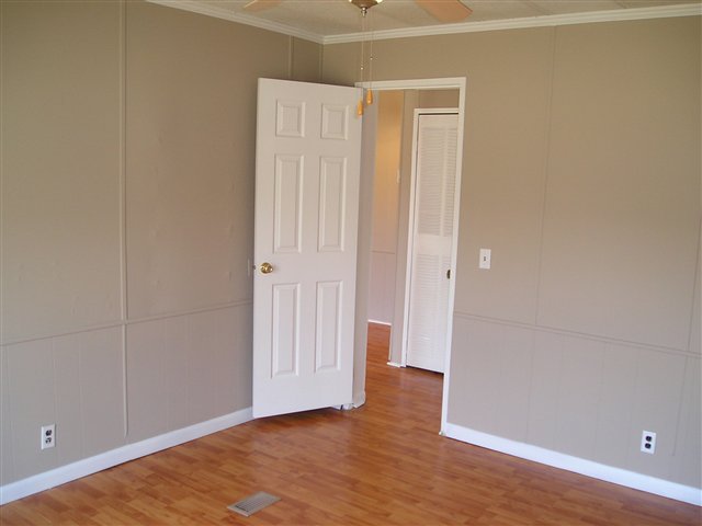 252 Earle Road, Unit CLOSE TO SOUTHERN WESLEYA Central, SC 29630 - Photo 11 of 15 Gallery Image 11