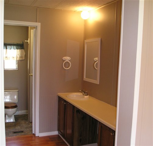 252 Earle Road, Unit CLOSE TO SOUTHERN WESLEYA Central, SC 29630 - Photo 9 of 15 Gallery Image 9