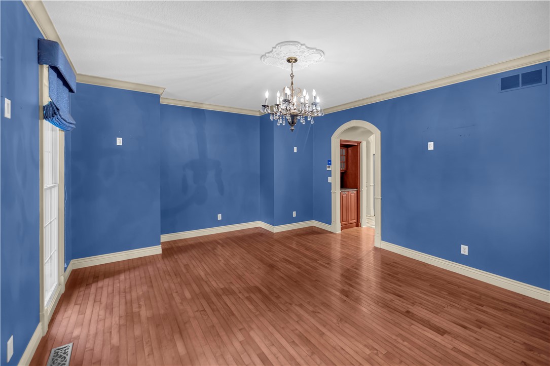4090 South Lake Court Decatur, IL 62521 - Photo 4 of 48 Gallery Image 4