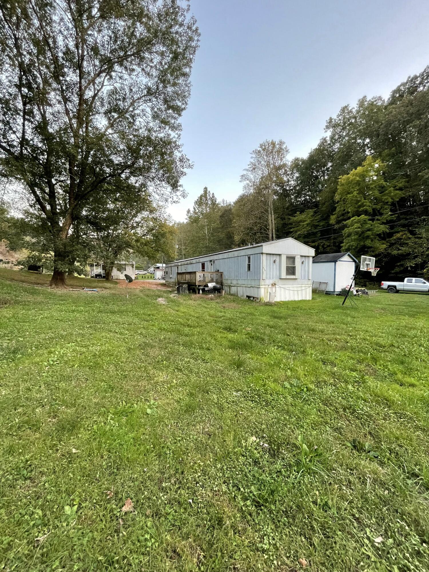 297 Tolan Branch Road Frenchburg, KY 40322 - Photo 3 of 9 E8BB1013-3C42-47D1-8B35-E8A43D313FDC