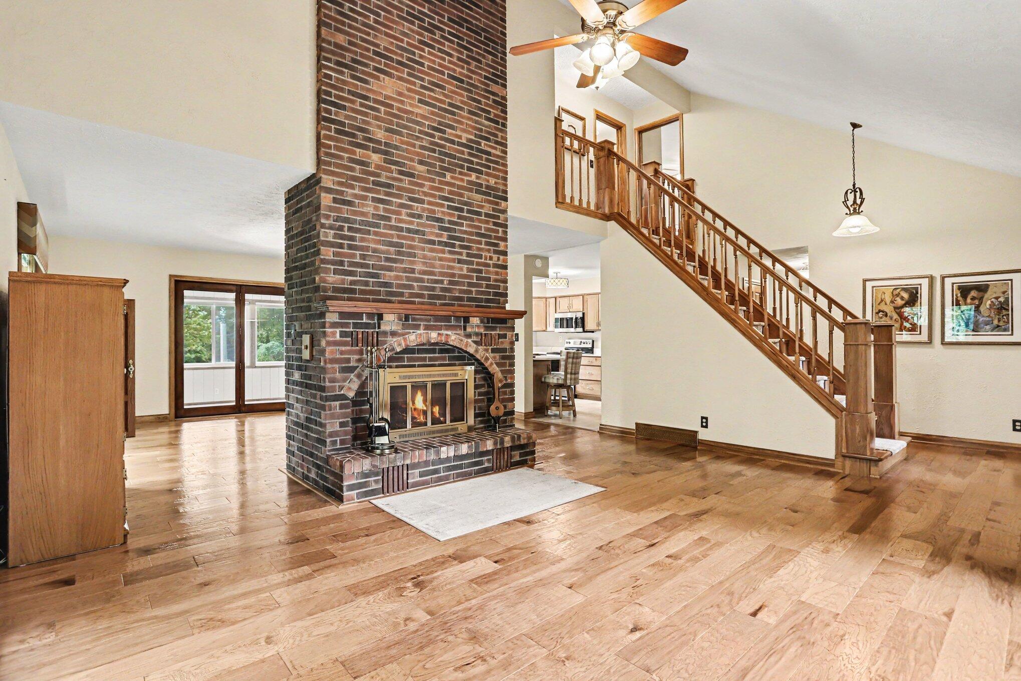 61214 Highway 131 Three Rivers, MI 49093 - Photo 3 of 33 003_file_5734