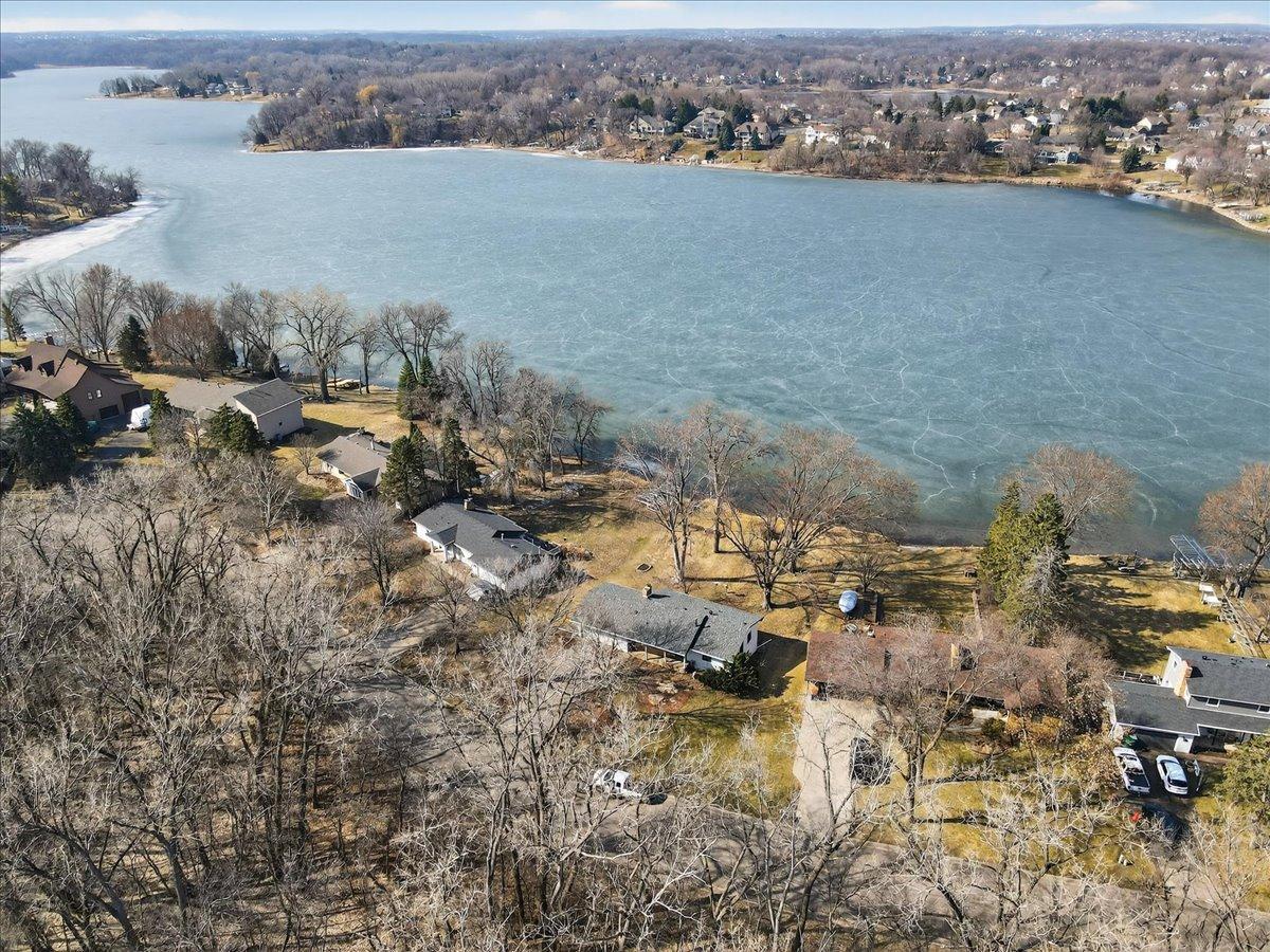 8123 Maple Lane North Maple Grove, MN 55311 - Photo 5 of 11