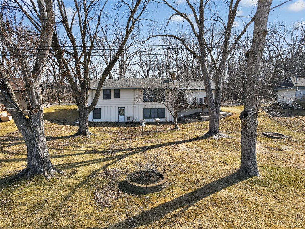 8123 Maple Lane North Maple Grove, MN 55311 - Photo 7 of 11