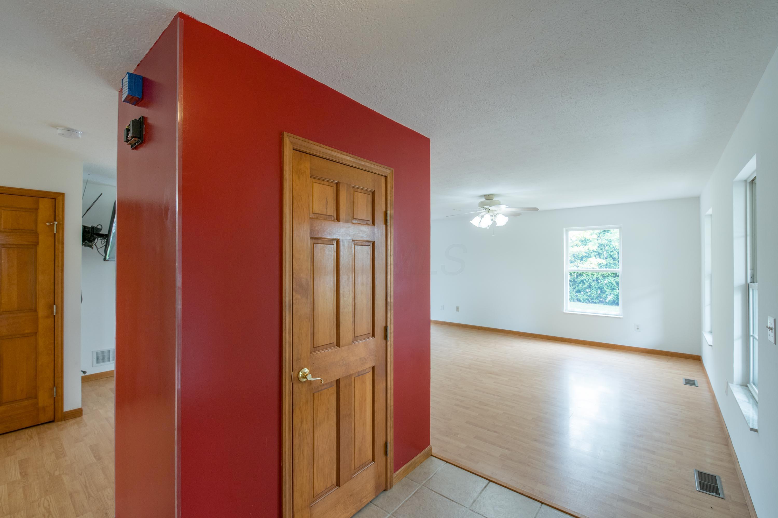 12562 Federal Road Orient, OH 43146 - Photo 11 of 84 Gallery Image 11
