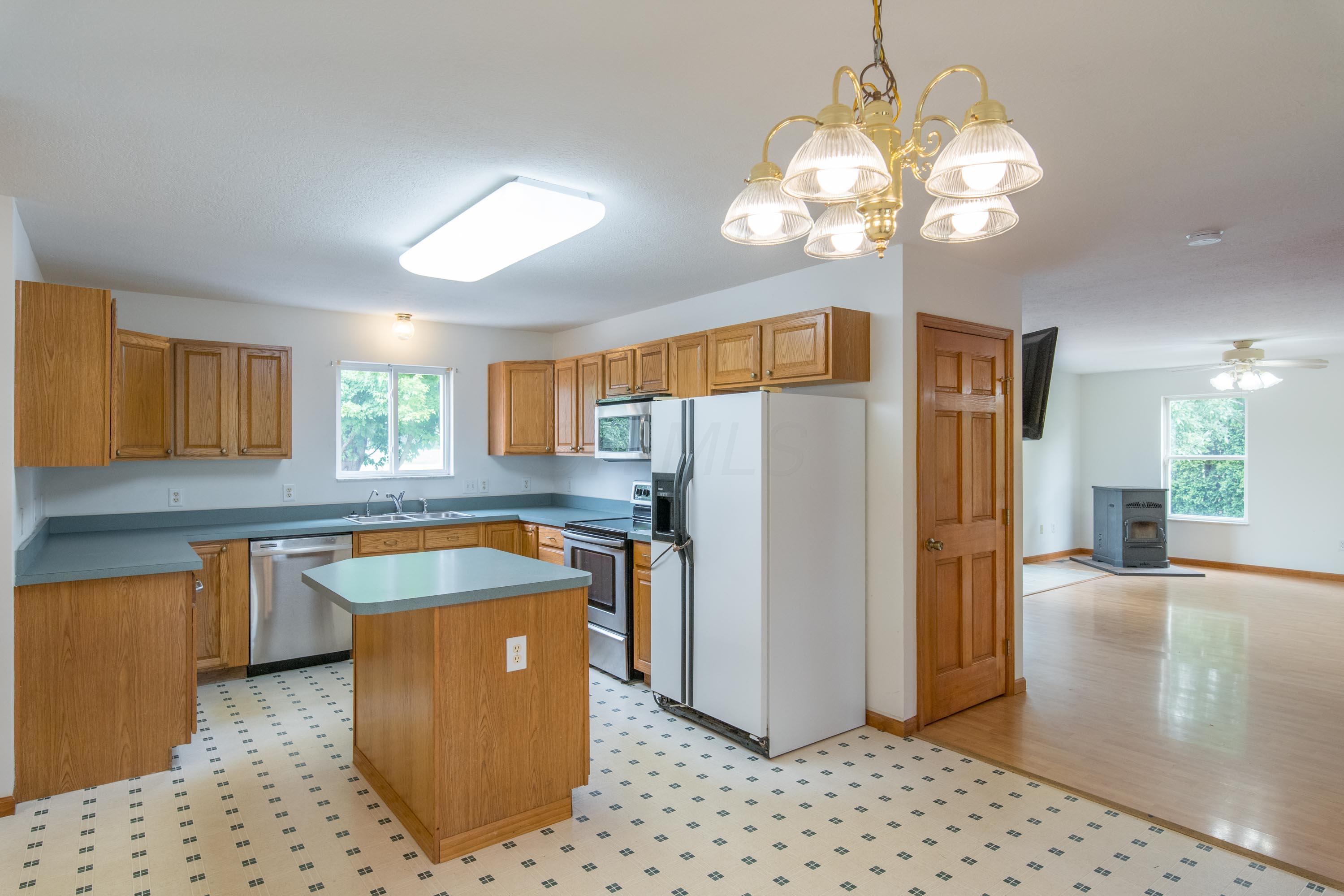 12562 Federal Road Orient, OH 43146 - Photo 18 of 84 Gallery Image 18