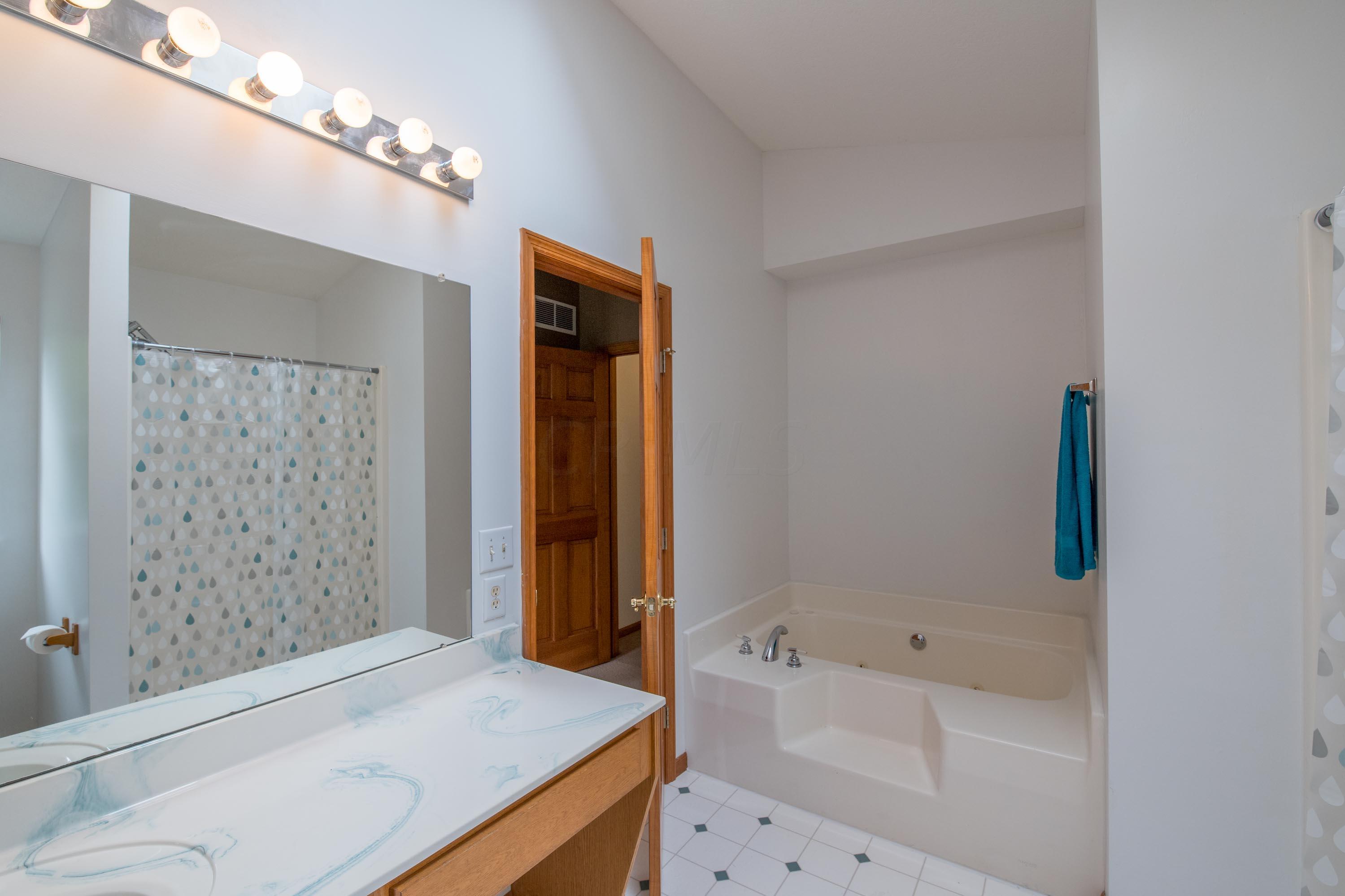 12562 Federal Road Orient, OH 43146 - Photo 41 of 84 Gallery Image 41