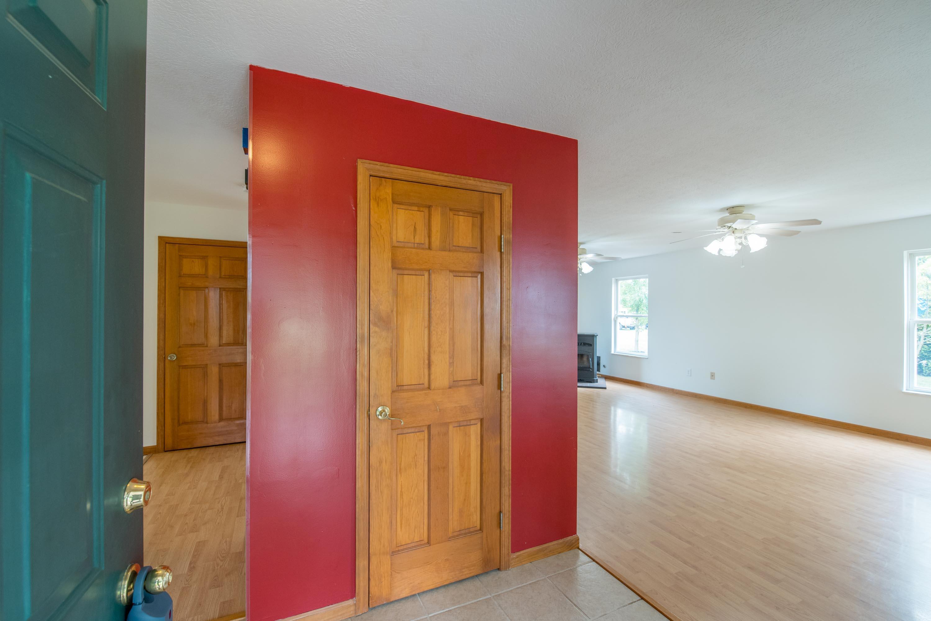 12562 Federal Road Orient, OH 43146 - Photo 10 of 84 Gallery Image 10