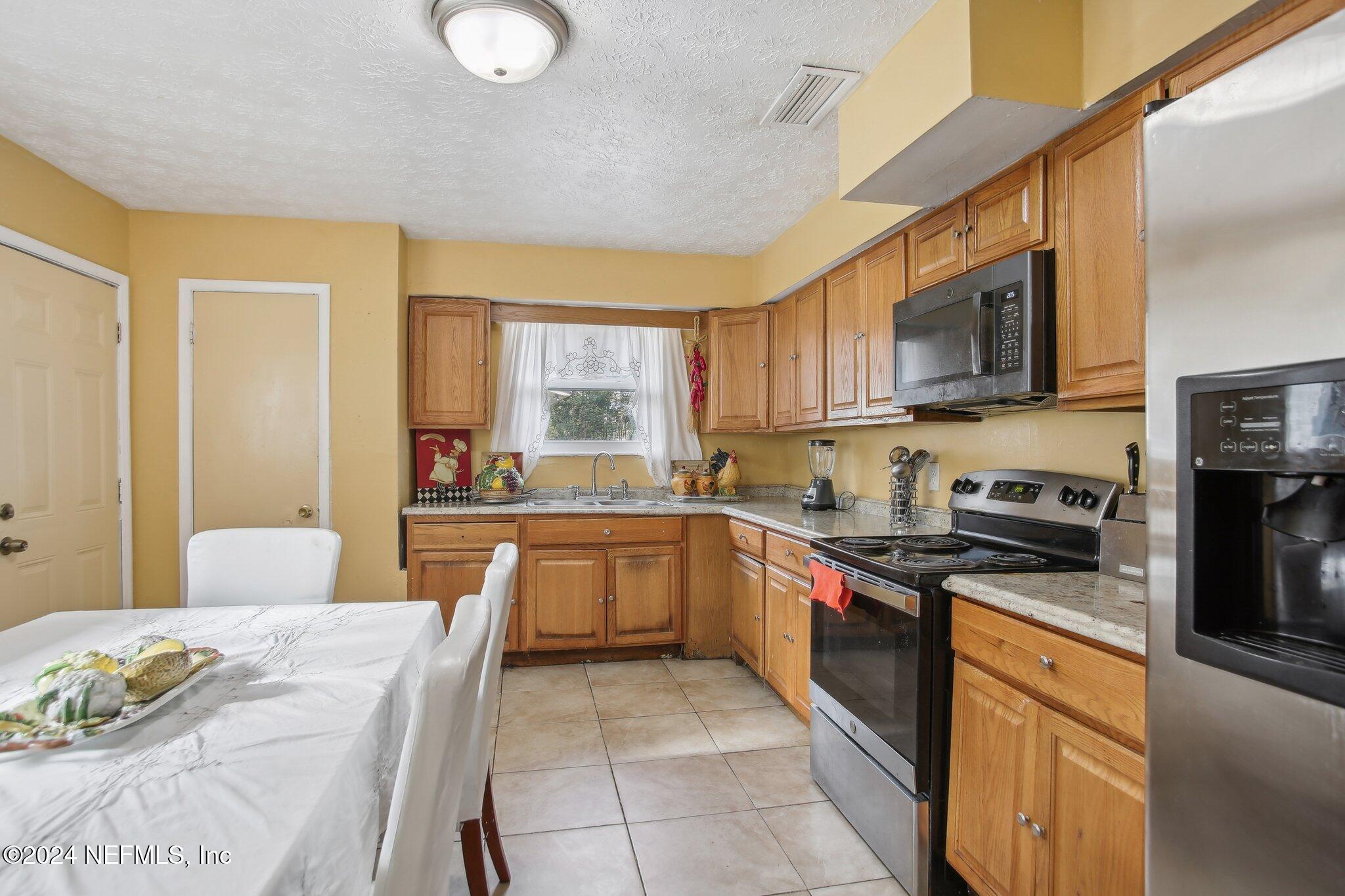 5816 Moncrief Road Jacksonville, FL 32209 - Photo 19 of 43 18-web-or-mls-Moncrief Rd-018