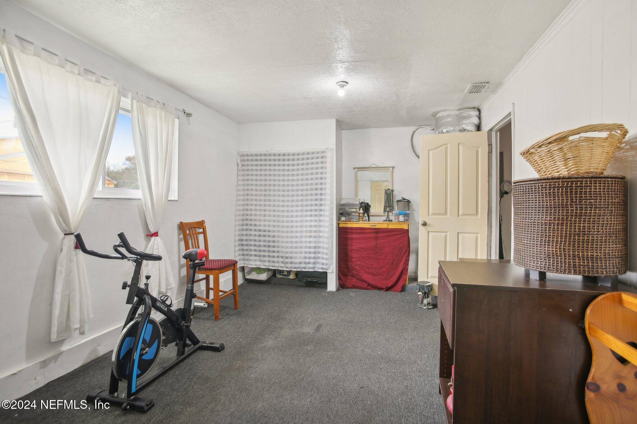 5816 Moncrief Road Jacksonville, FL 32209 - Photo 39 of 43 38-web-or-mls-Moncrief Rd-038