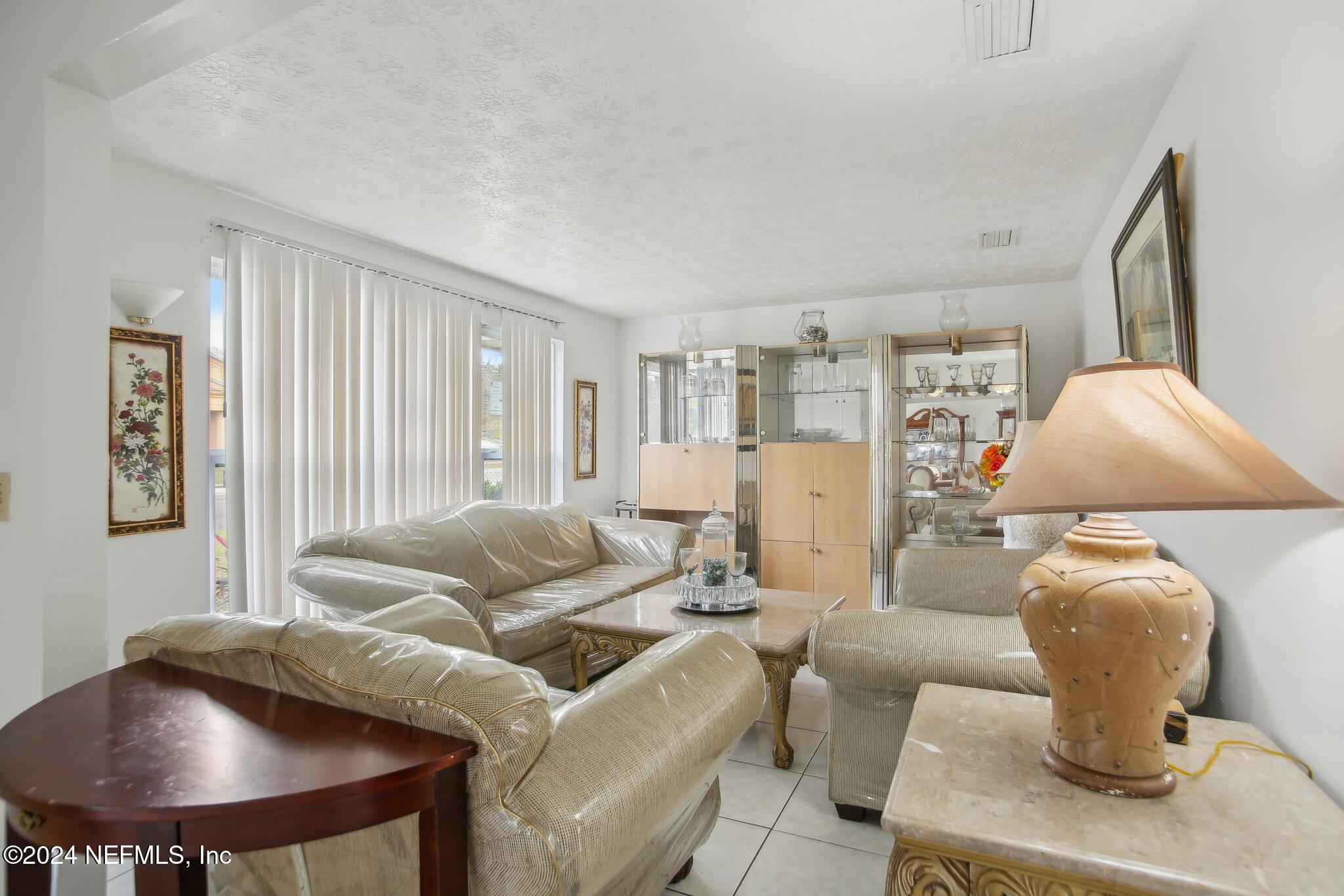 5816 Moncrief Road Jacksonville, FL 32209 - Photo 6 of 43 5-web-or-mls-Moncrief Rd-005