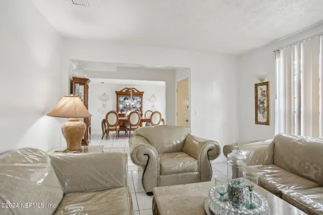 $290,000 | 5816 Moncrief Road, Jacksonville, FL 32209