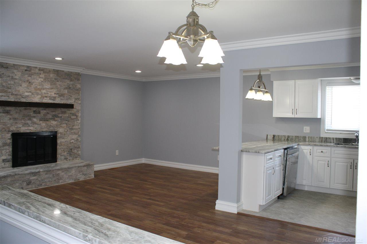 3106 Elmcrest Road Sterling Heights, MI 48310 - Photo 7 of 17