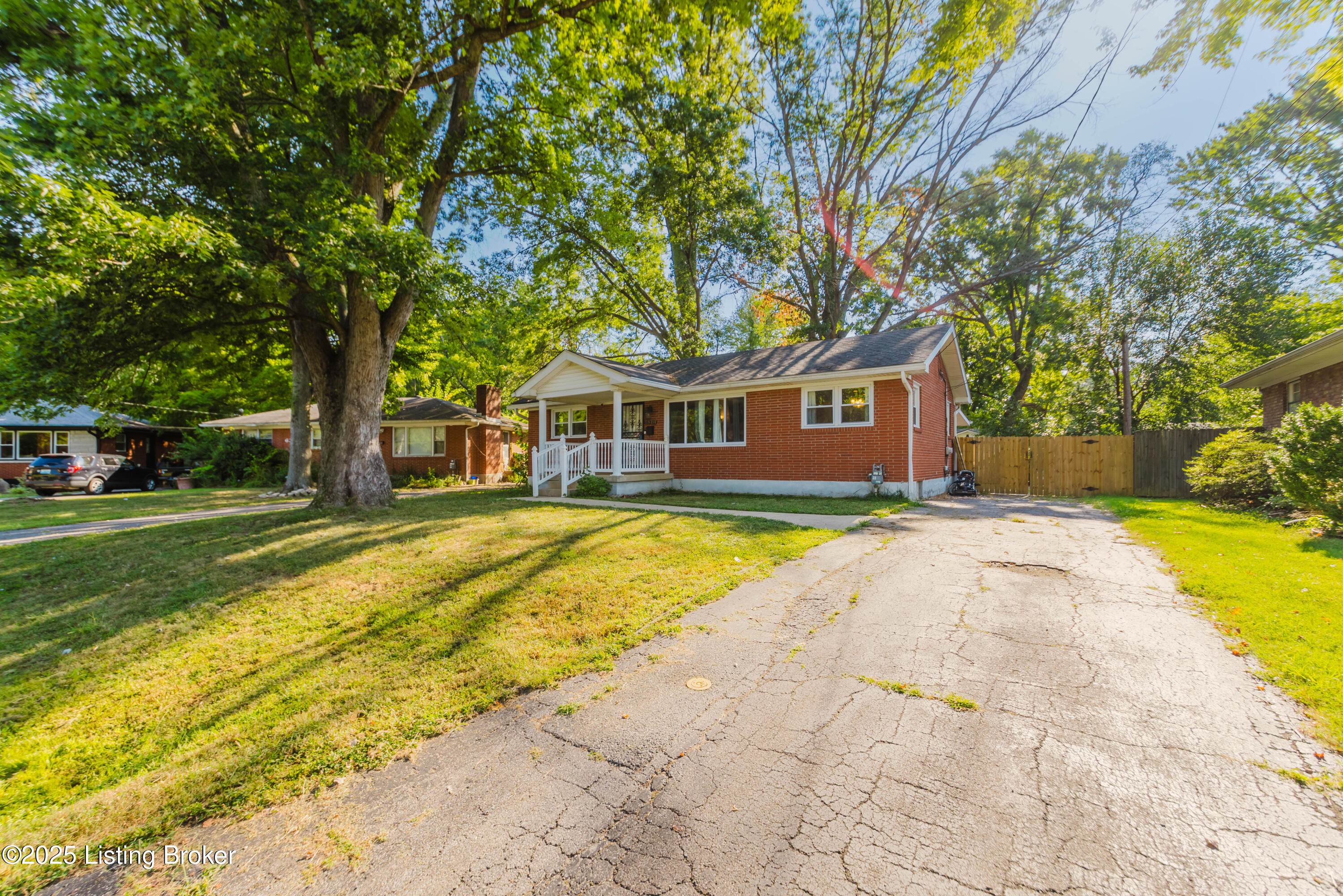 6311 Hunters Grove Road Louisville, KY 40216 - Photo 24 of 36 6311 Hunters Grove Rd-2