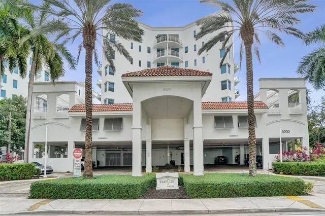 a view of building with yard