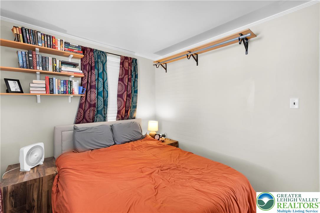 469 Birch Road Hellertown, PA 18055 - Photo 17 of 34