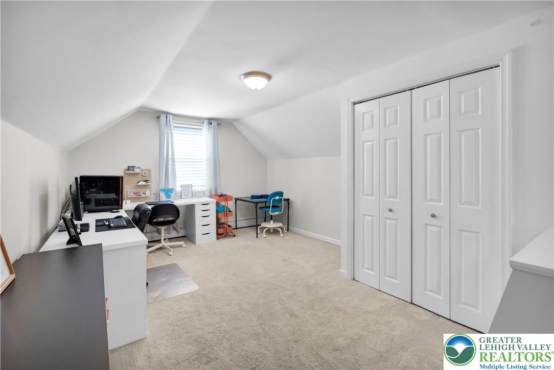 469 Birch Road Hellertown, PA 18055 - Photo 23 of 34