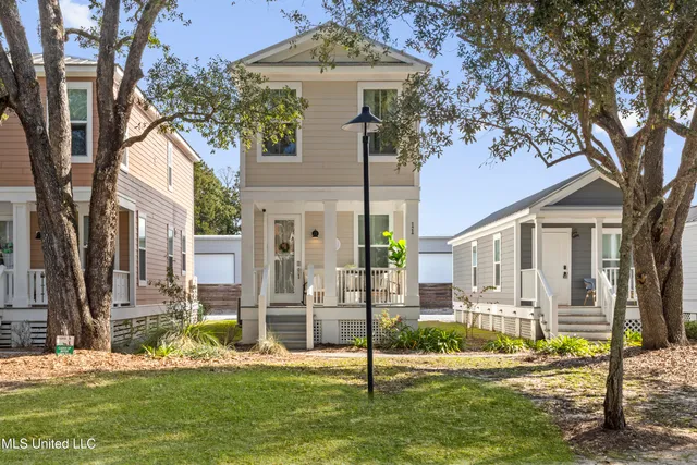 $365,000 | 2207 Government Street, Unit 11, Ocean Springs, MS 39564