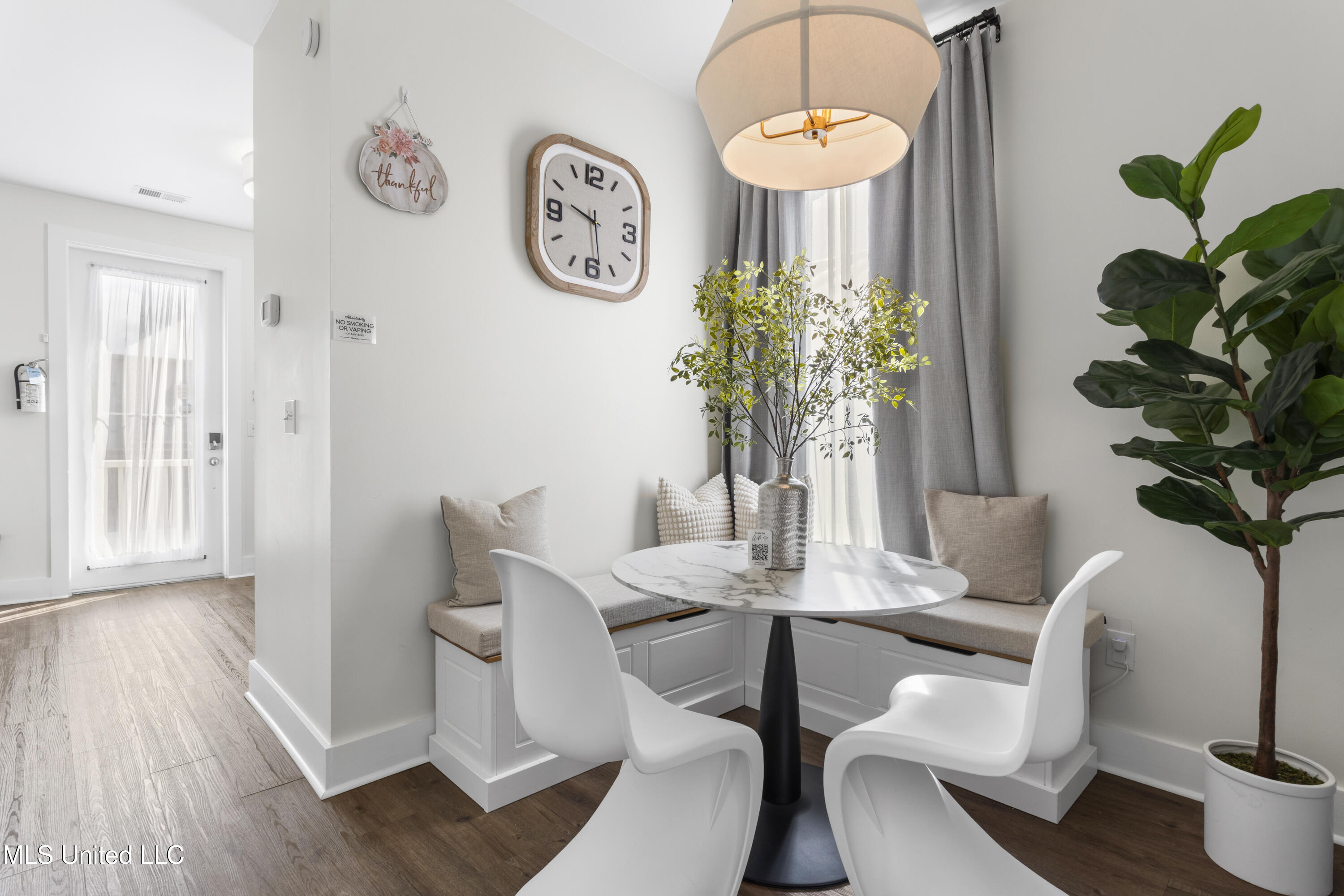 2207 Government Street, Unit 11 Ocean Springs, MS 39564 - Photo 11 of 28 0022