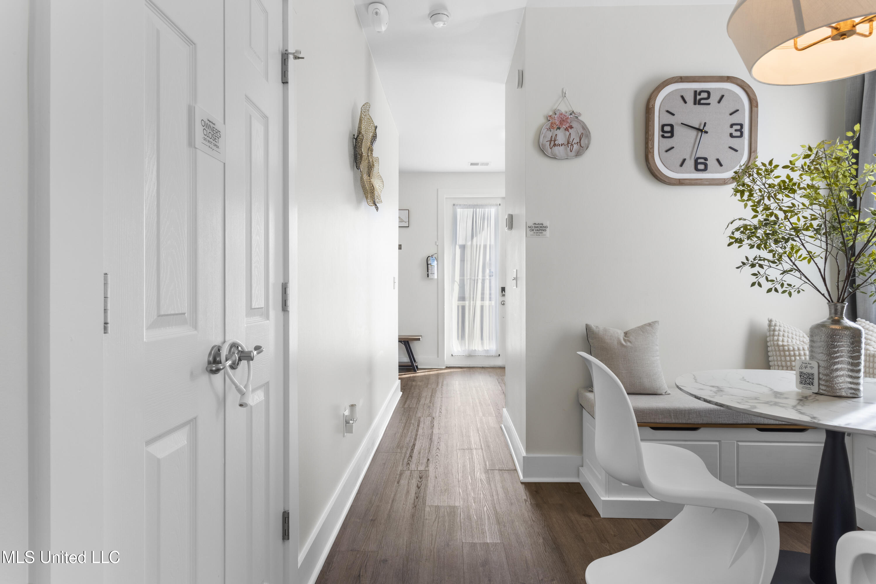 2207 Government Street, Unit 11 Ocean Springs, MS 39564 - Photo 12 of 28 0025