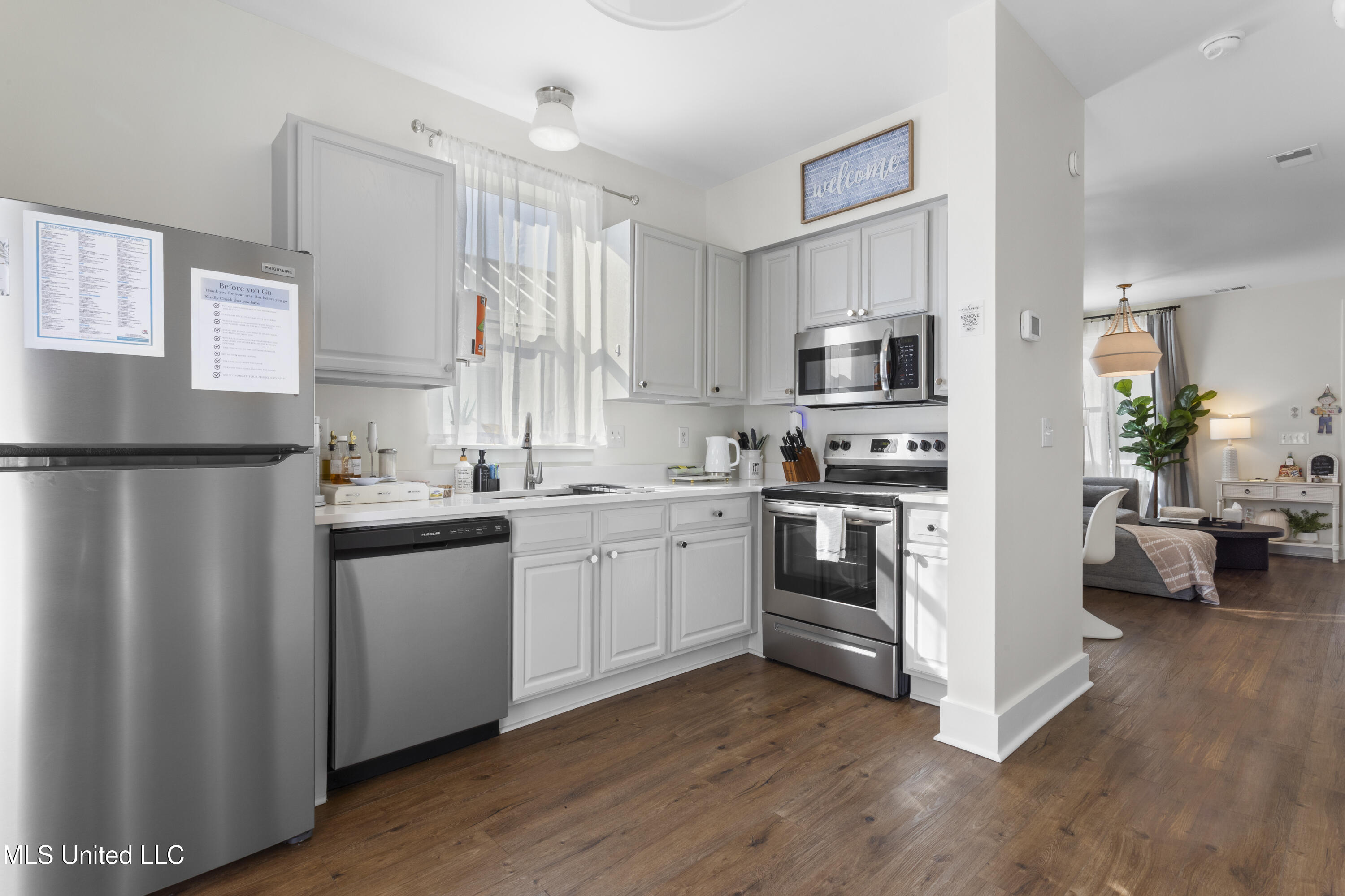 2207 Government Street, Unit 11 Ocean Springs, MS 39564 - Photo 13 of 28 0026