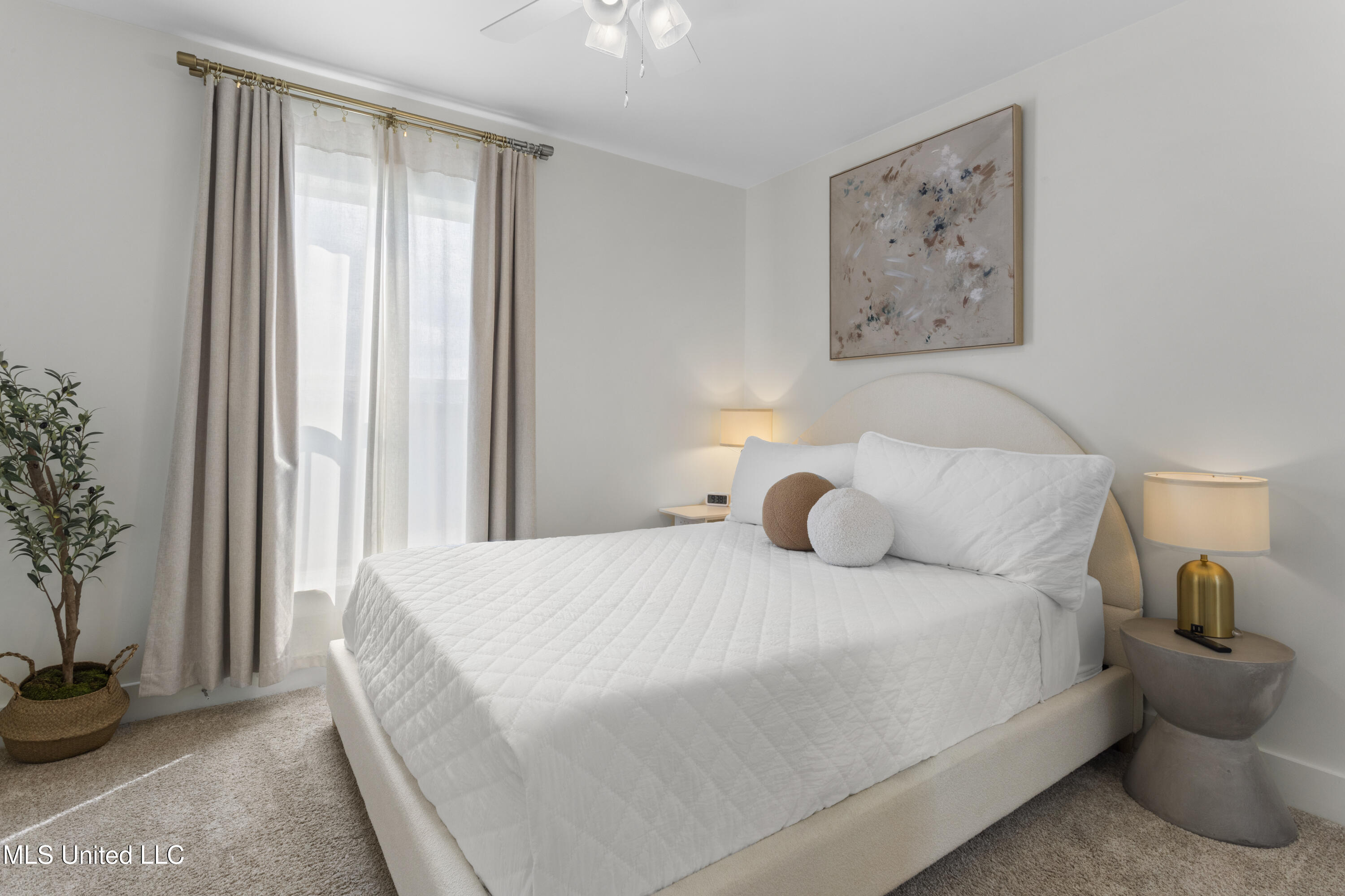 2207 Government Street, Unit 11 Ocean Springs, MS 39564 - Photo 18 of 28 0032