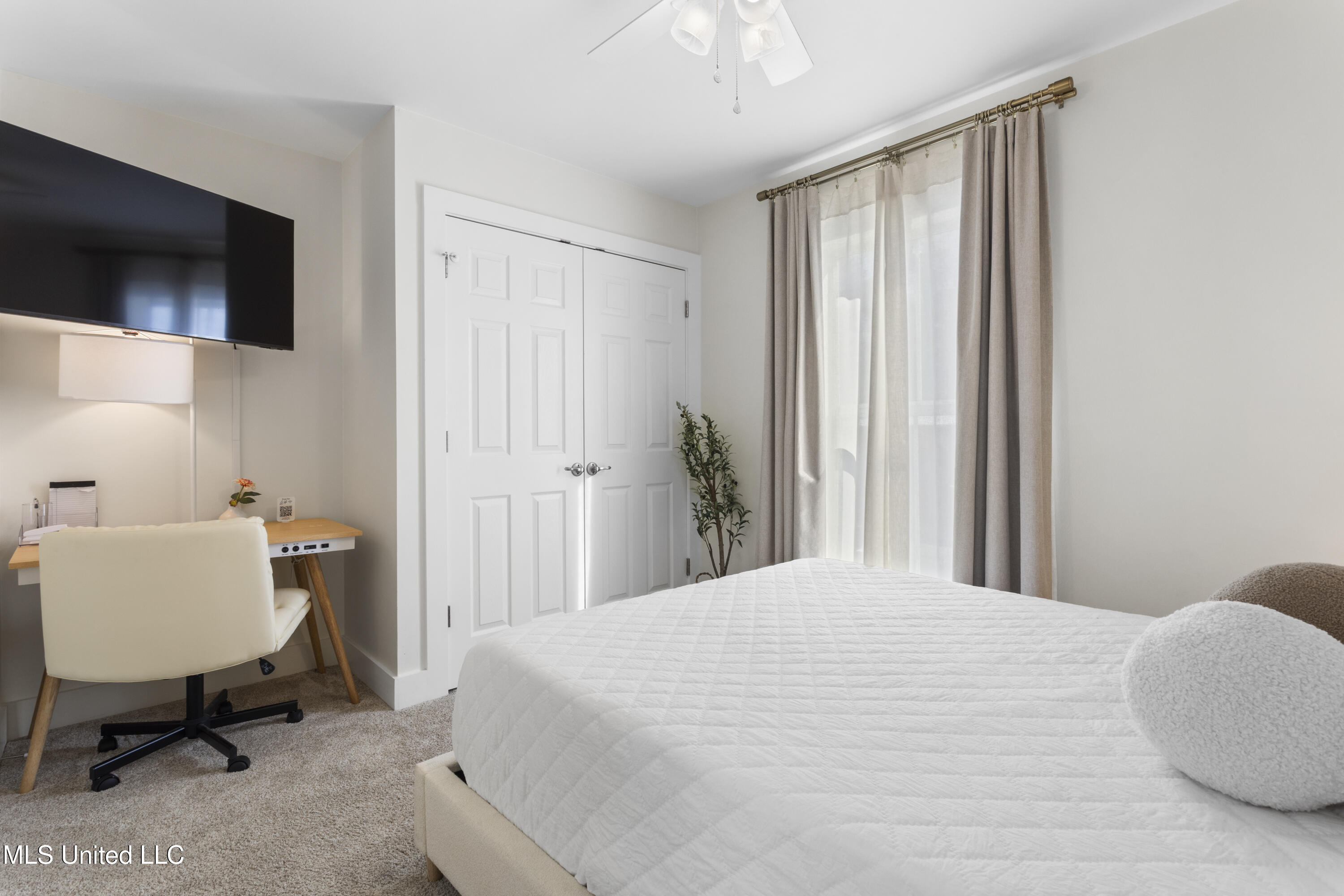 2207 Government Street, Unit 11 Ocean Springs, MS 39564 - Photo 20 of 28 0034