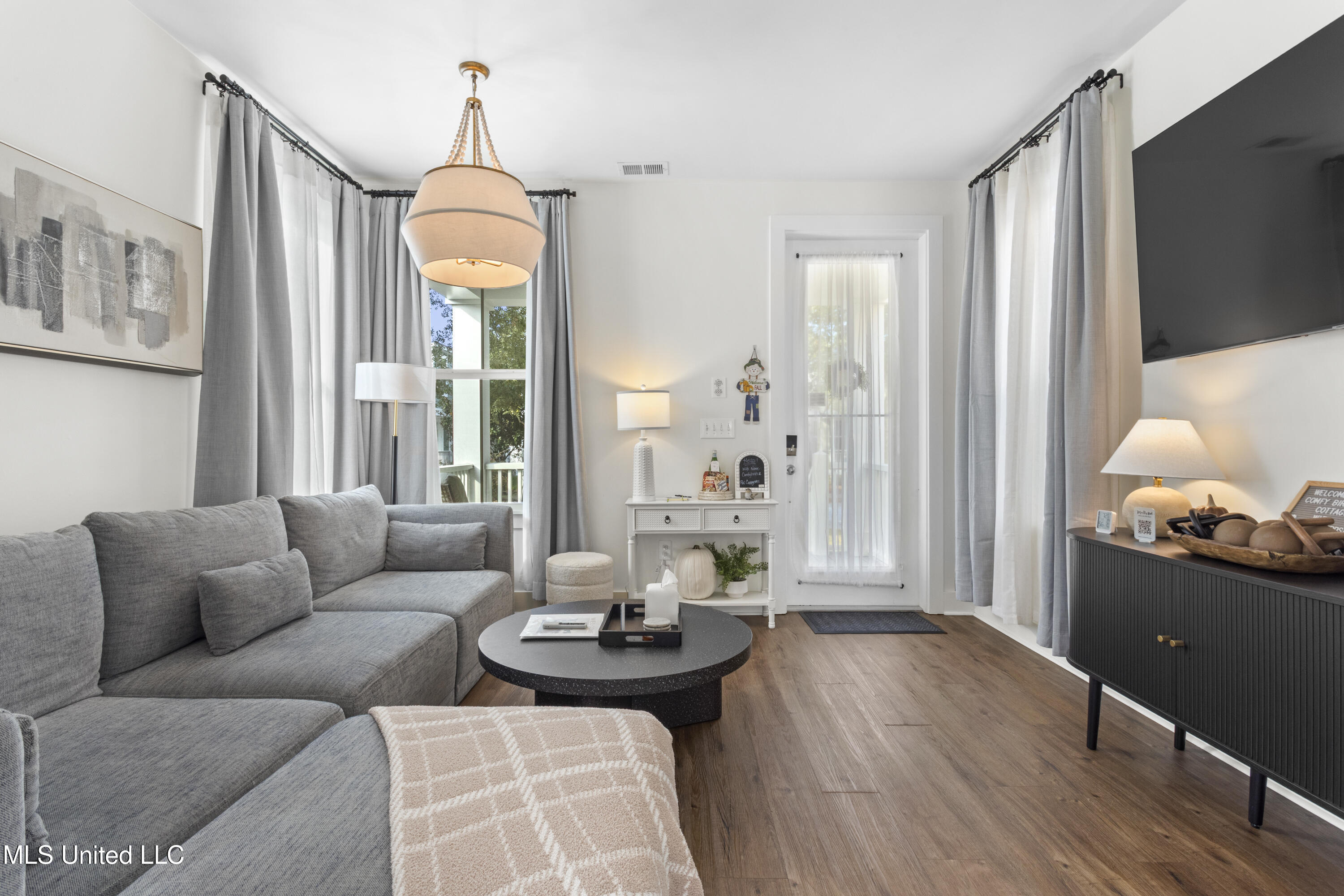 2207 Government Street, Unit 11 Ocean Springs, MS 39564 - Photo 8 of 28 0013