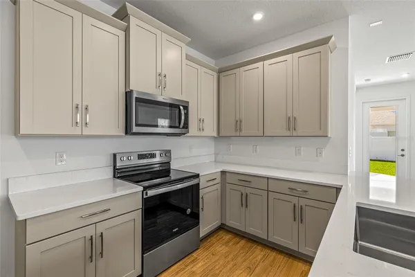 $889,000 | 4629 Wishart Boulevard, Tampa, FL 33603