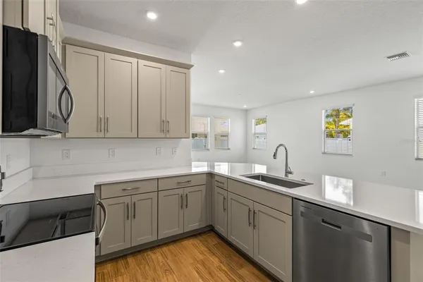 $889,000 | 4629 Wishart Boulevard, Tampa, FL 33603