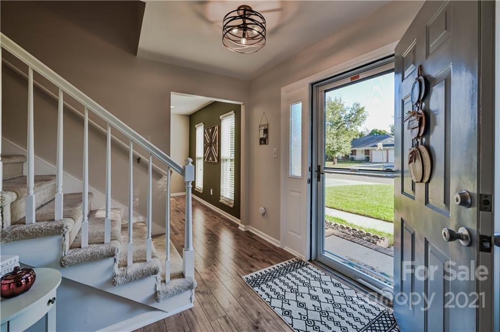 10337 Fairway Ridge Road Charlotte, NC 28277 - Photo 4 of 32