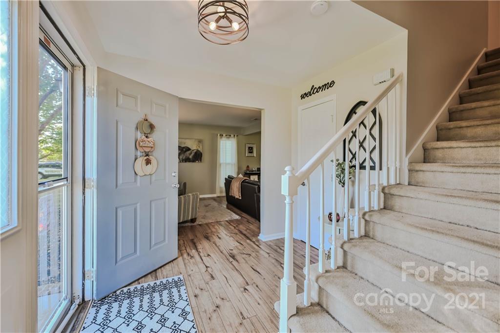 10337 Fairway Ridge Road Charlotte, NC 28277 - Photo 5 of 32