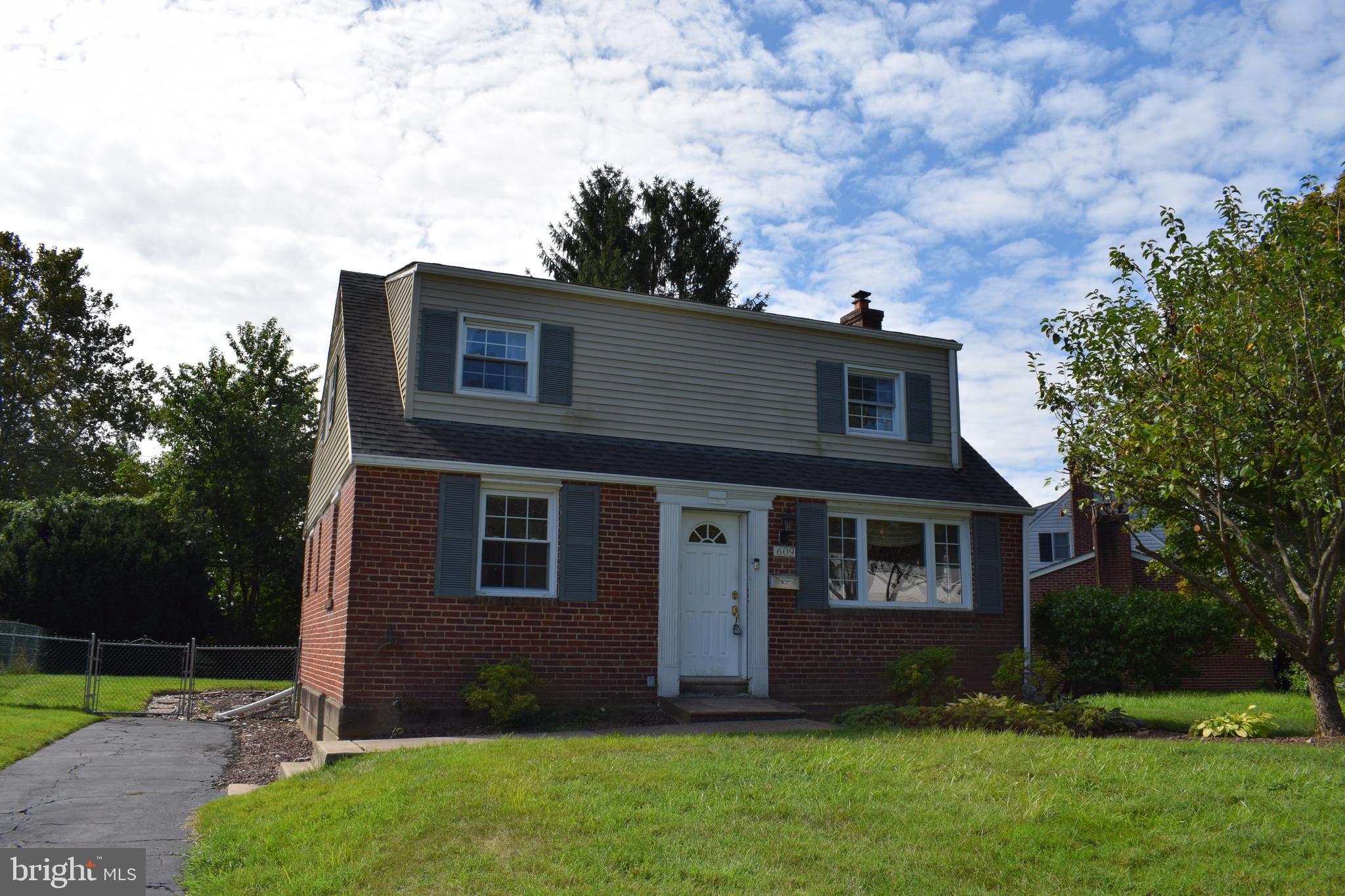 609 Topsfield Road Hatboro, PA 19040 - Photo 1 of 15