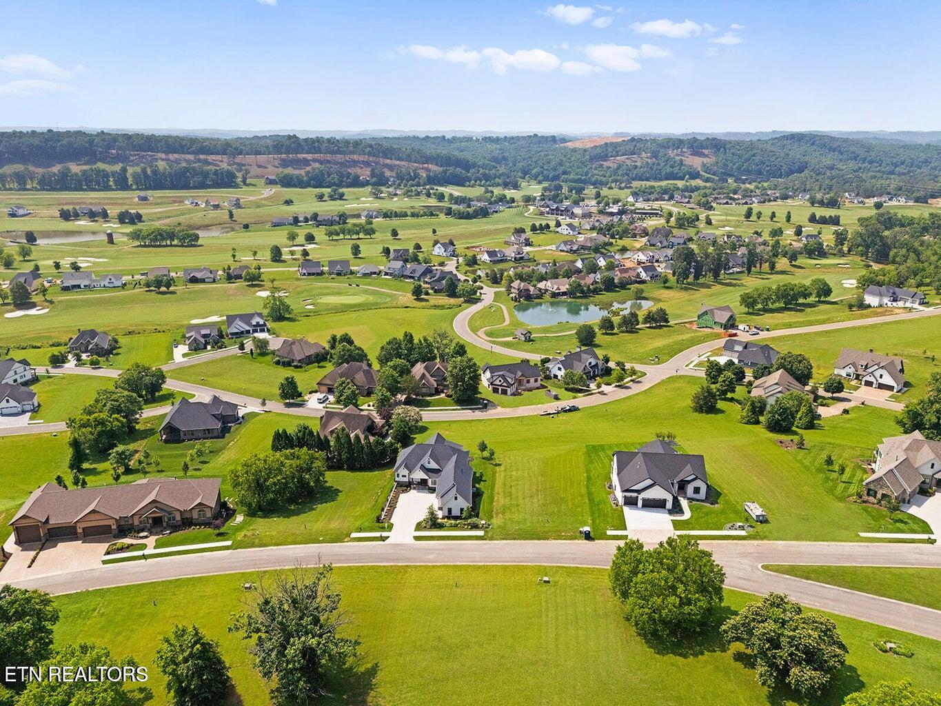 1740 Eagle Point Drive Loudon, TN 37774 - Photo 9 of 37 image