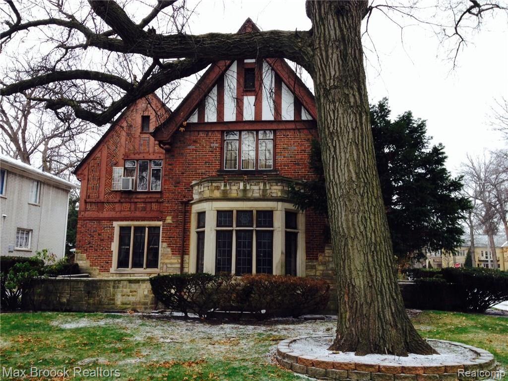 19545 Shrewsbury Road Detroit, MI 48221 - Photo 1 of 5 photo 3.JPG