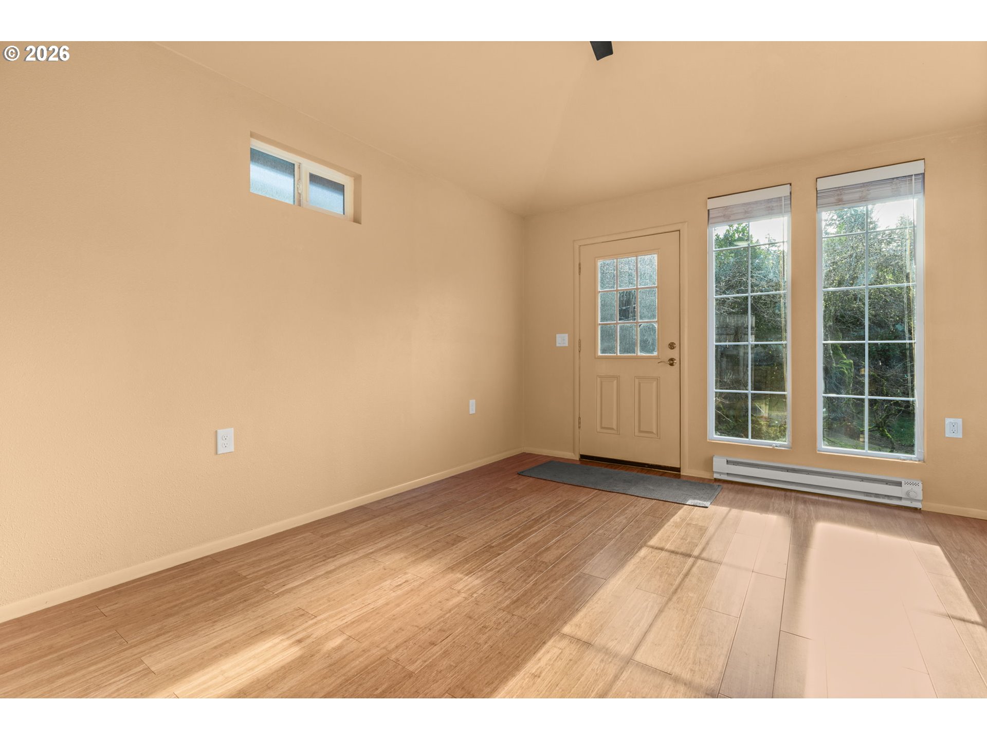 4222 Southwest Hume Street Portland, OR 97219 - Photo 32 of 46 Studio