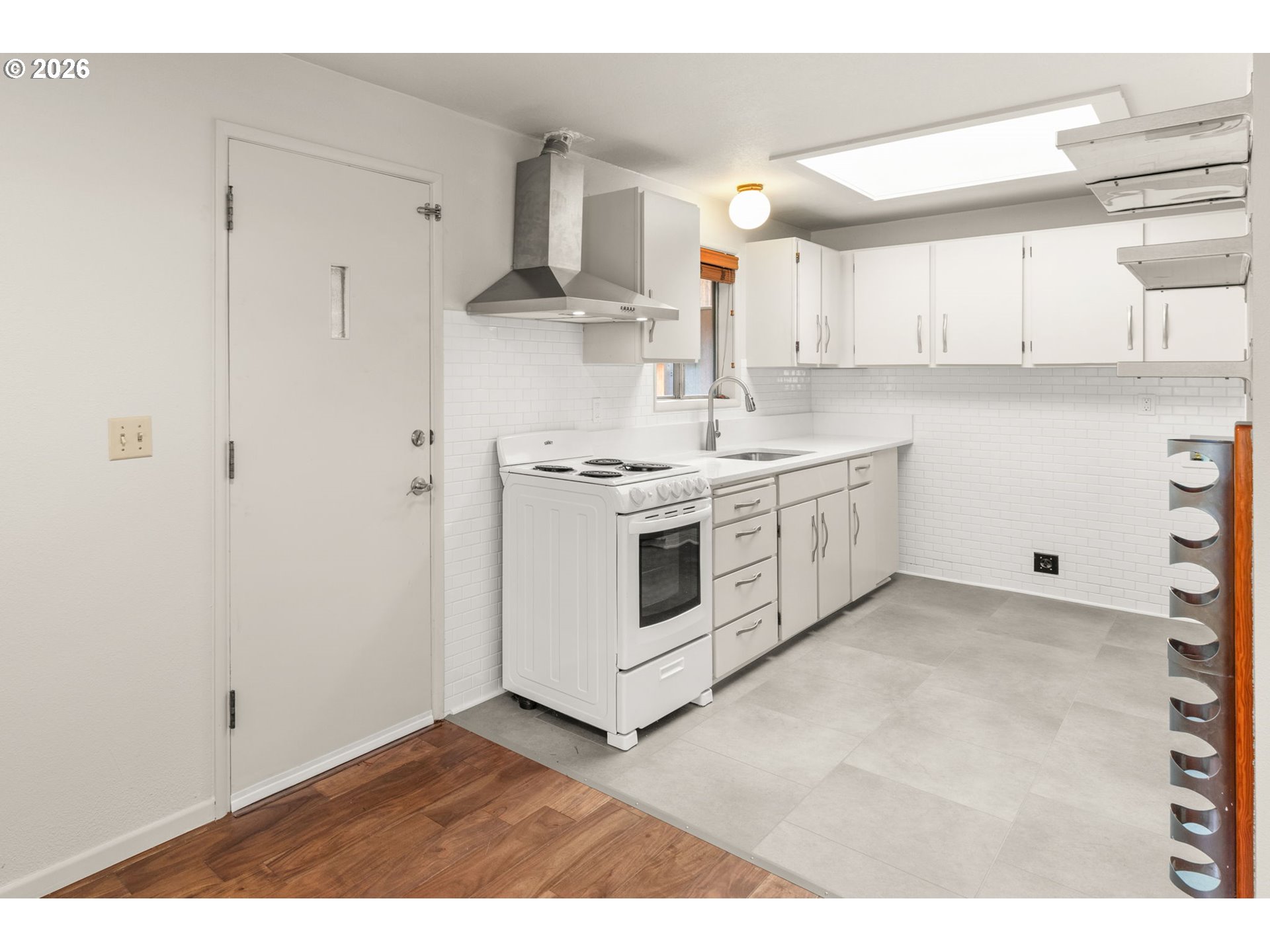 4222 Southwest Hume Street Portland, OR 97219 - Photo 9 of 46 Kitchen