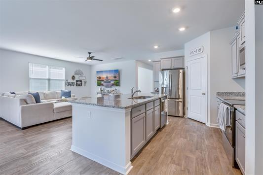 118 William Clark Boulevard Santee, SC 29142 - Photo 8 of 17 8