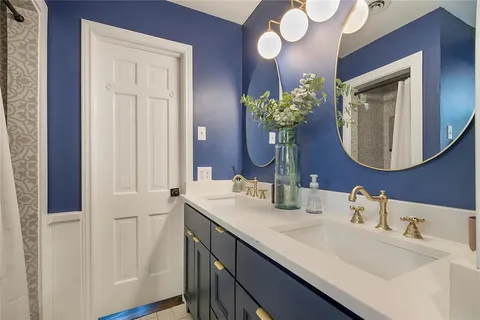 $775,000 | 8731 Vinewood Drive, Dallas, TX 75228