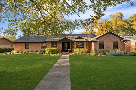 $775,000 | 8731 Vinewood Drive, Dallas, TX 75228