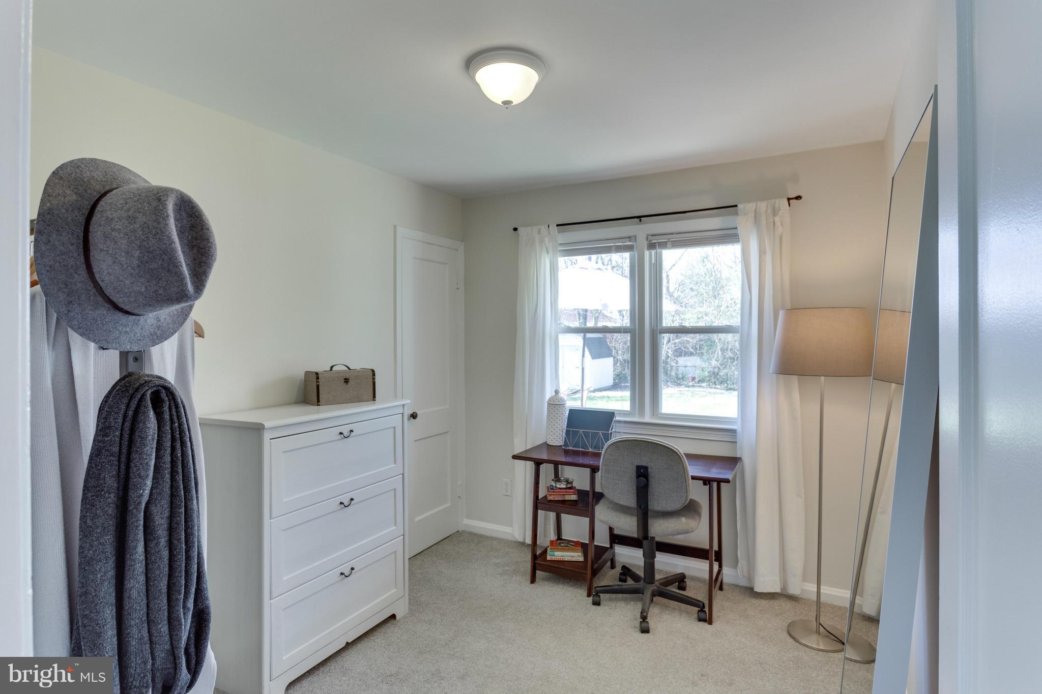 8002 New Market Road Alexandria, VA 22308 - Photo 16 of 20 Bedroom 3