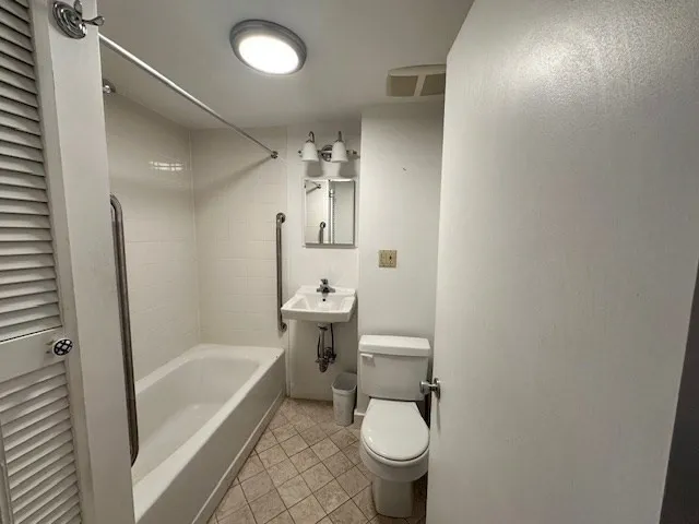 $3,000 | 354 Tappan Street, Unit 1, Brookline, MA 02445