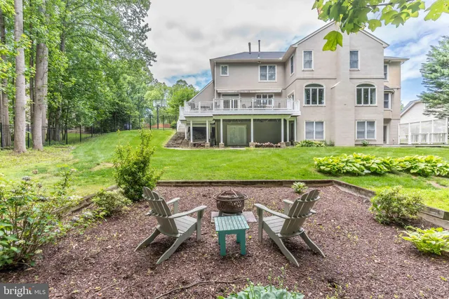 $1,850,000 | 1284 Cobble Pond Way, Vienna, VA 22182